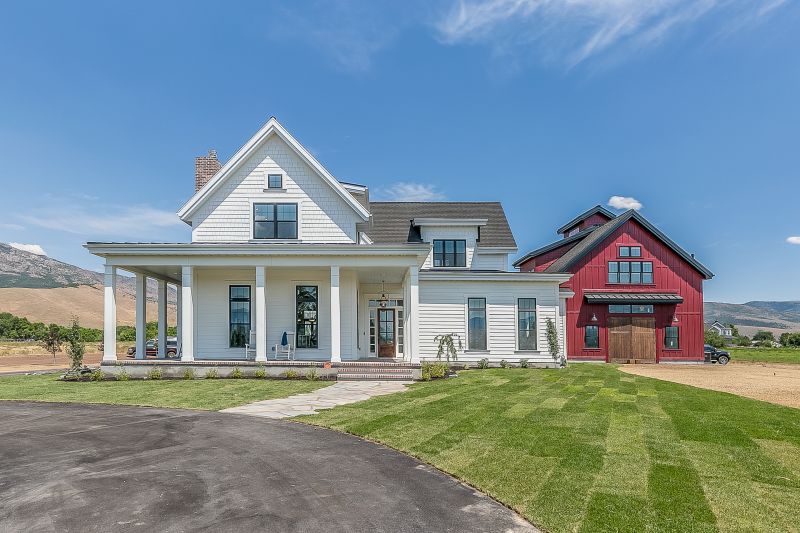 Best Barn Siding Replacement Contractors in Monroe, NC